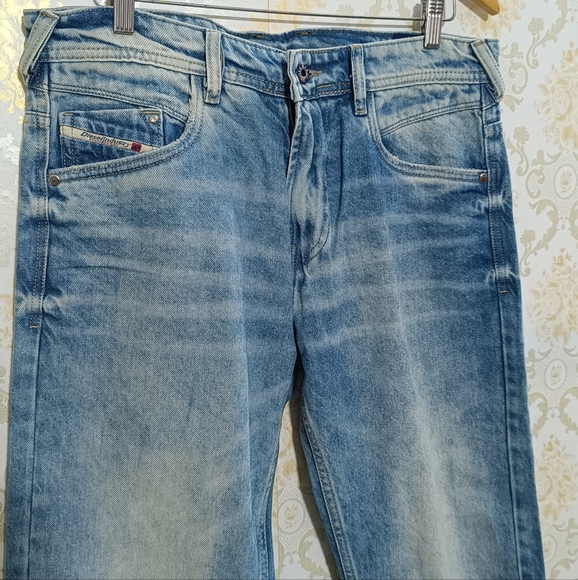 Diesel - Picture 3 of 9